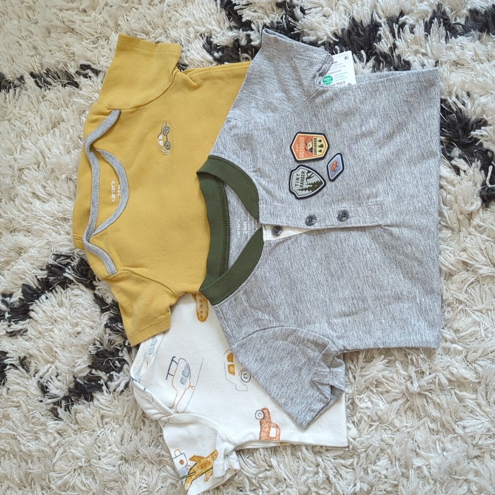 3 Carter's Onesies (1 Brand New, Two Great Condition) And Pair of Pants.